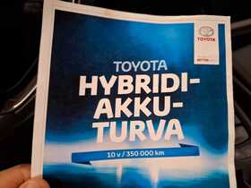 Toyota C-HR vaihtoauto