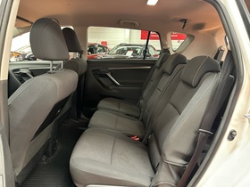 Toyota Verso vaihtoauto