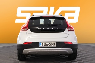 Volvo V40 Cross Country vaihtoauto