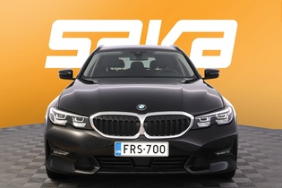 BMW 330 vaihtoauto