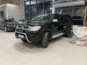 Toyota Hilux vaihtoauto