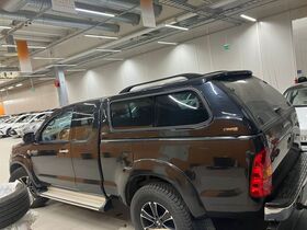 Toyota Hilux vaihtoauto