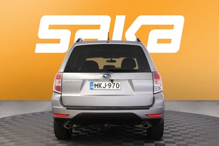 Subaru Forester vaihtoauto