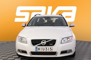 Volvo V70 vaihtoauto