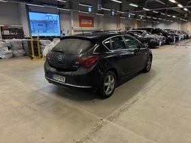 Opel Astra vaihtoauto