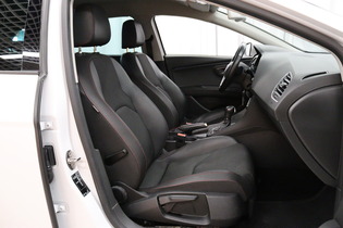 SEAT Leon ST vaihtoauto