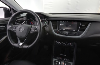 Opel Grandland vaihtoauto