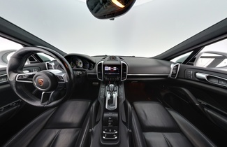 Porsche Cayenne vaihtoauto