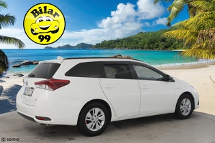 Toyota Auris vaihtoauto
