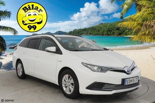 Toyota Auris vaihtoauto