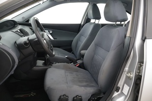 Nissan Primera vaihtoauto