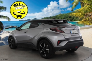 Toyota C-HR vaihtoauto