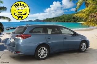 Toyota Auris vaihtoauto