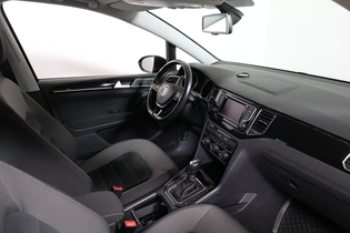 Volkswagen Golf Sportsvan vaihtoauto