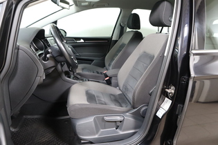 Volkswagen Golf Sportsvan vaihtoauto