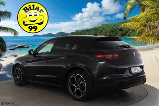 Alfa Romeo Stelvio vaihtoauto