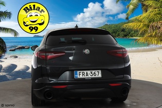 Alfa Romeo Stelvio vaihtoauto