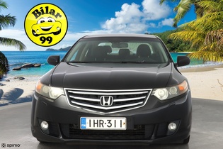 Honda Accord vaihtoauto