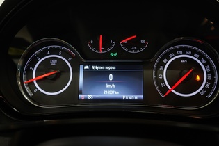 Opel Insignia vaihtoauto