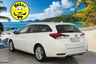 Toyota Auris vaihtoauto