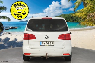Volkswagen Touran vaihtoauto