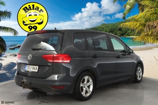 Volkswagen Touran vaihtoauto