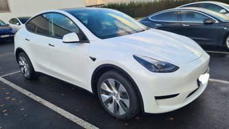 Tesla Model Y vaihtoauto