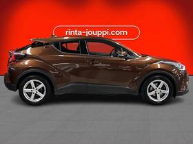 Toyota C-HR vaihtoauto