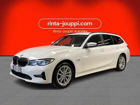 BMW 320 vaihtoauto