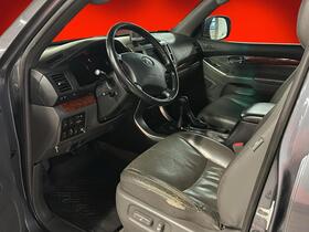 Toyota Land Cruiser vaihtoauto