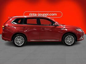 Mitsubishi Outlander PHEV vaihtoauto
