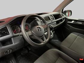 Volkswagen Caravelle vaihtoauto