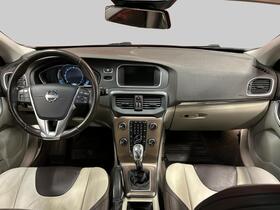 Volvo V40 Cross Country vaihtoauto