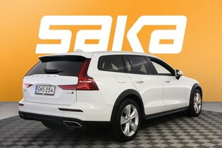 Volvo V60 Cross Country vaihtoauto