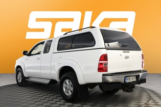 Toyota Hilux vaihtoauto