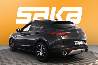 Alfa Romeo Stelvio vaihtoauto