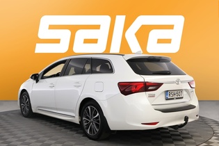 Toyota Avensis vaihtoauto