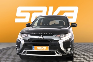Mitsubishi Outlander PHEV vaihtoauto