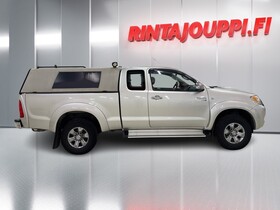 Toyota Hilux vaihtoauto