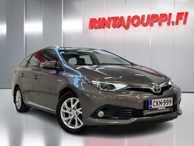 Toyota Auris vaihtoauto