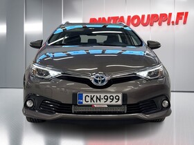 Toyota Auris vaihtoauto