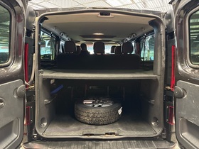 Opel Vivaro vaihtoauto