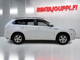 Mitsubishi Outlander PHEV vaihtoauto