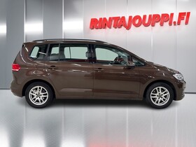 Volkswagen Touran vaihtoauto