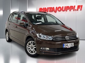 Volkswagen Touran vaihtoauto
