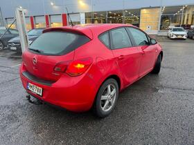 Opel Astra vaihtoauto