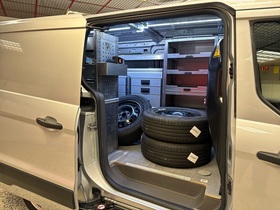 Ford Transit Connect vaihtoauto