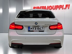 BMW 330 vaihtoauto