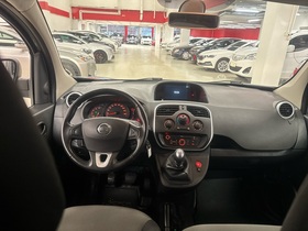 Nissan NV250 vaihtoauto