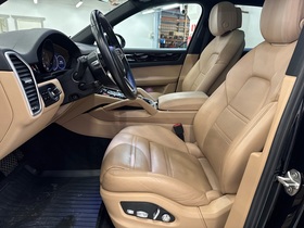 Porsche Cayenne vaihtoauto